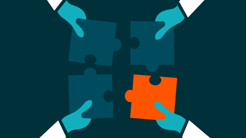 3 licht blauwe puzzelstukken en 1 oranje puzzelstuk vast gehouden door 4 handen