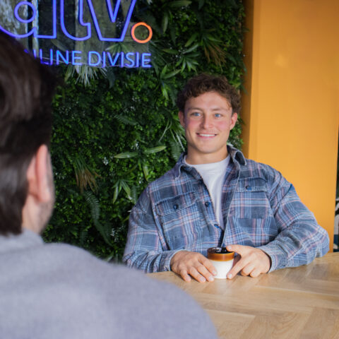 Social media specialist